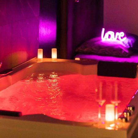 * Spa & Detente # Suite Privee # Tours # Netflix * Ngoại thất bức ảnh