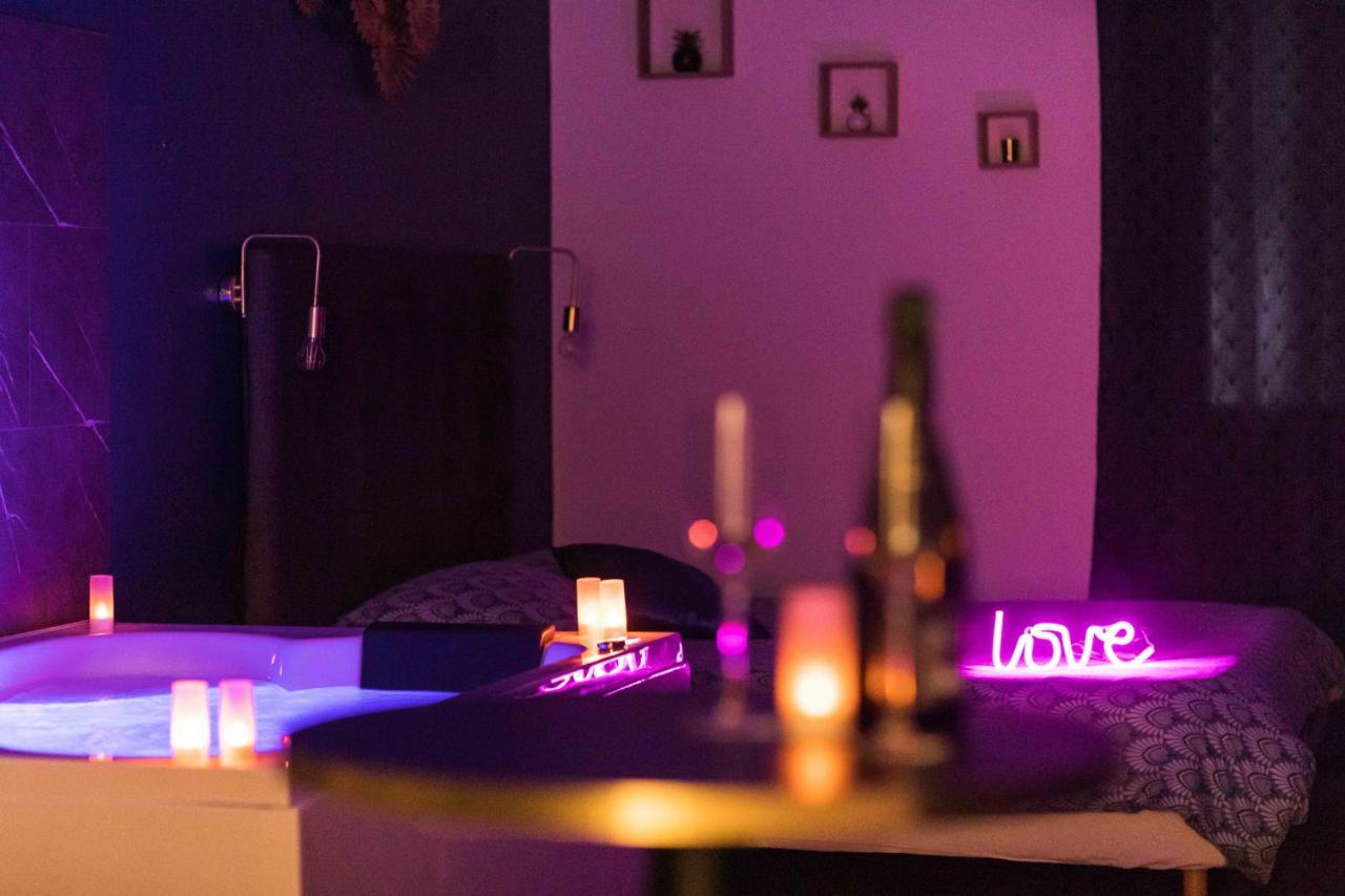 * Spa & Detente # Suite Privee # Tours # Netflix * Ngoại thất bức ảnh